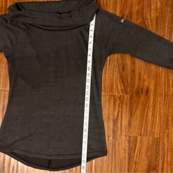 NWT Avalanche Cowl Gray Sweater Size Medium - Picture 8 of 15